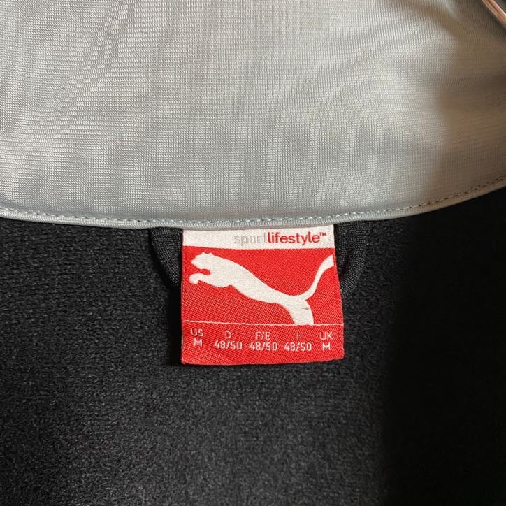 古着 used puma プーマ 長袖ジャージ トラックジャケット 黒 ブラック シンプル 秋冬服 Mサイズ
