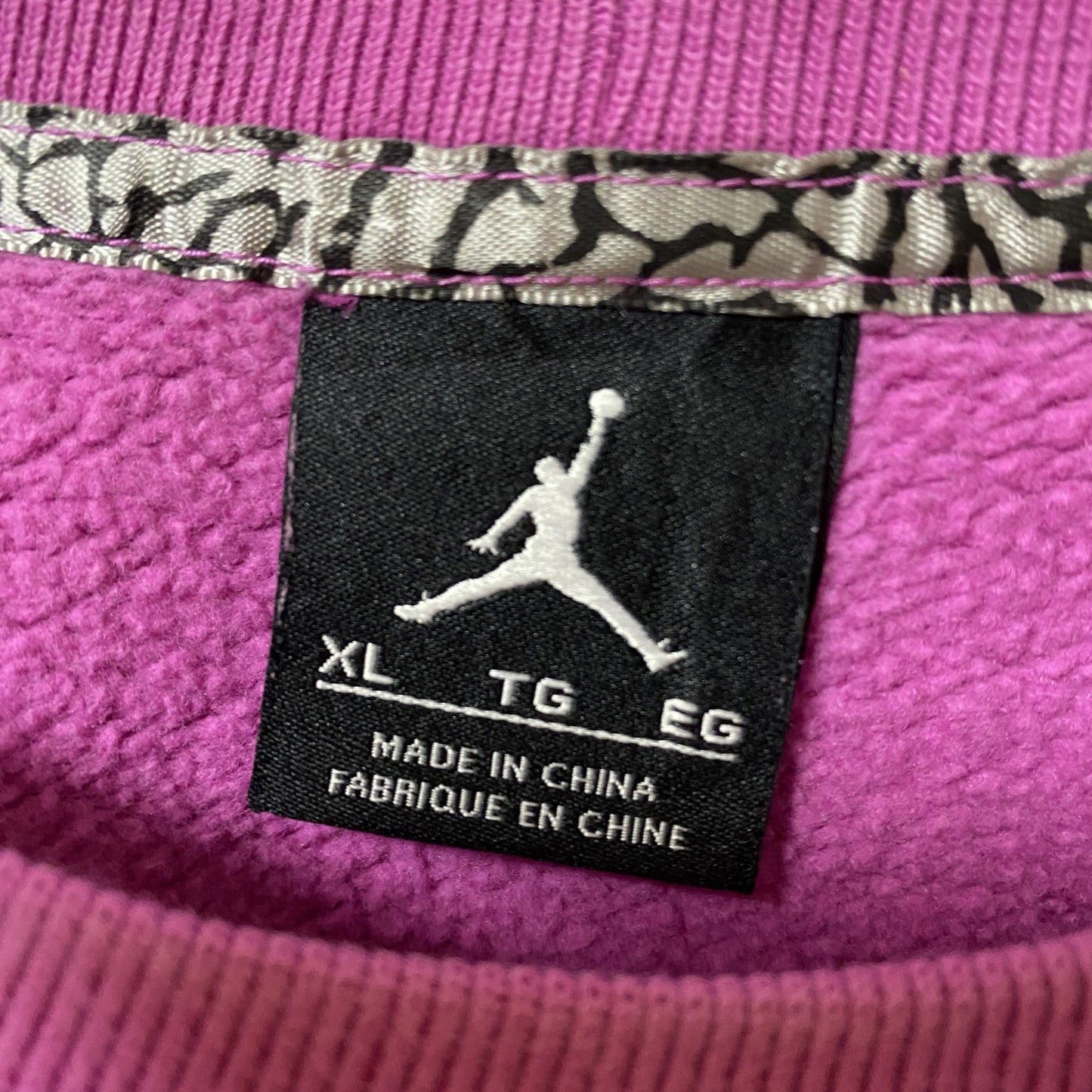 古着 used NIKE JORDAN ナイキ ジョーダン 長袖クルーネックワンポイントロゴ刺繍スウェット トレーナー ピンク