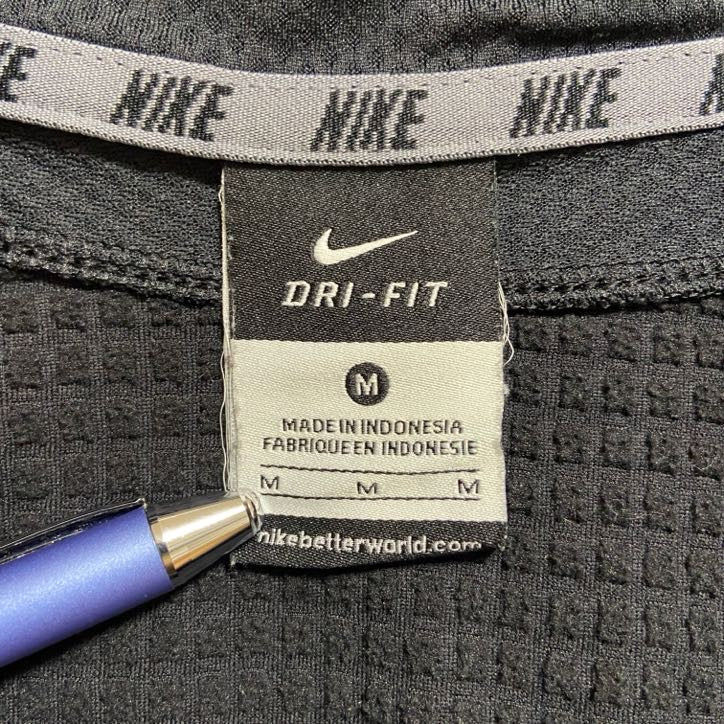 古着 used NIKE 長袖ハーフジップトラックジャケット ジャージ BONNYEAGLE ワンポイント刺 黒 ブラック