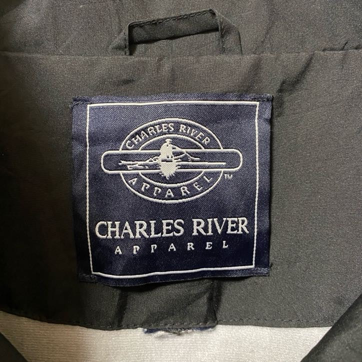古着 used CHARLES RIVER 長袖ハイネックナイロンジャケット ジップアップジャケット ワンポイント刺繍 LSU 黒