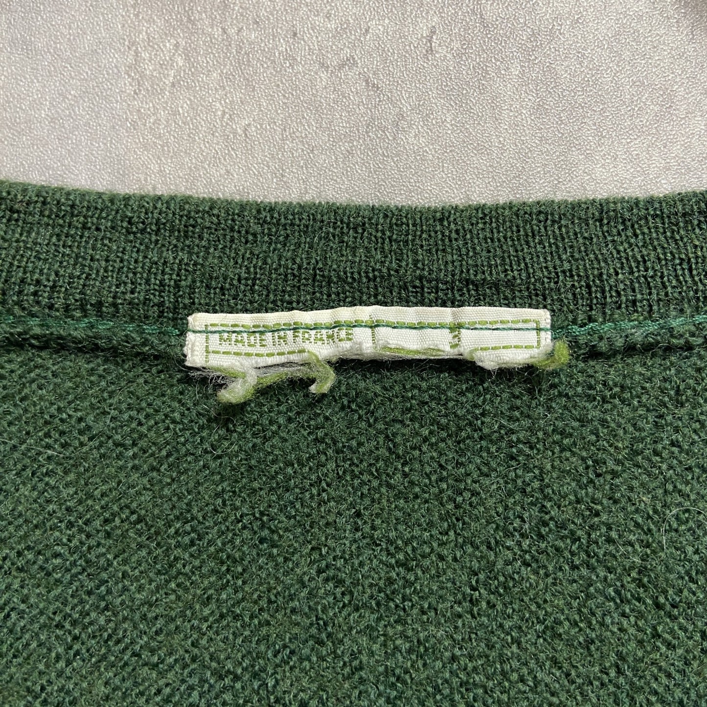 古着 used 70s 80s LACOSTE ラコステ 長袖Vネックニット セーター フランス製 緑 ヴィンテージ Mサイズ