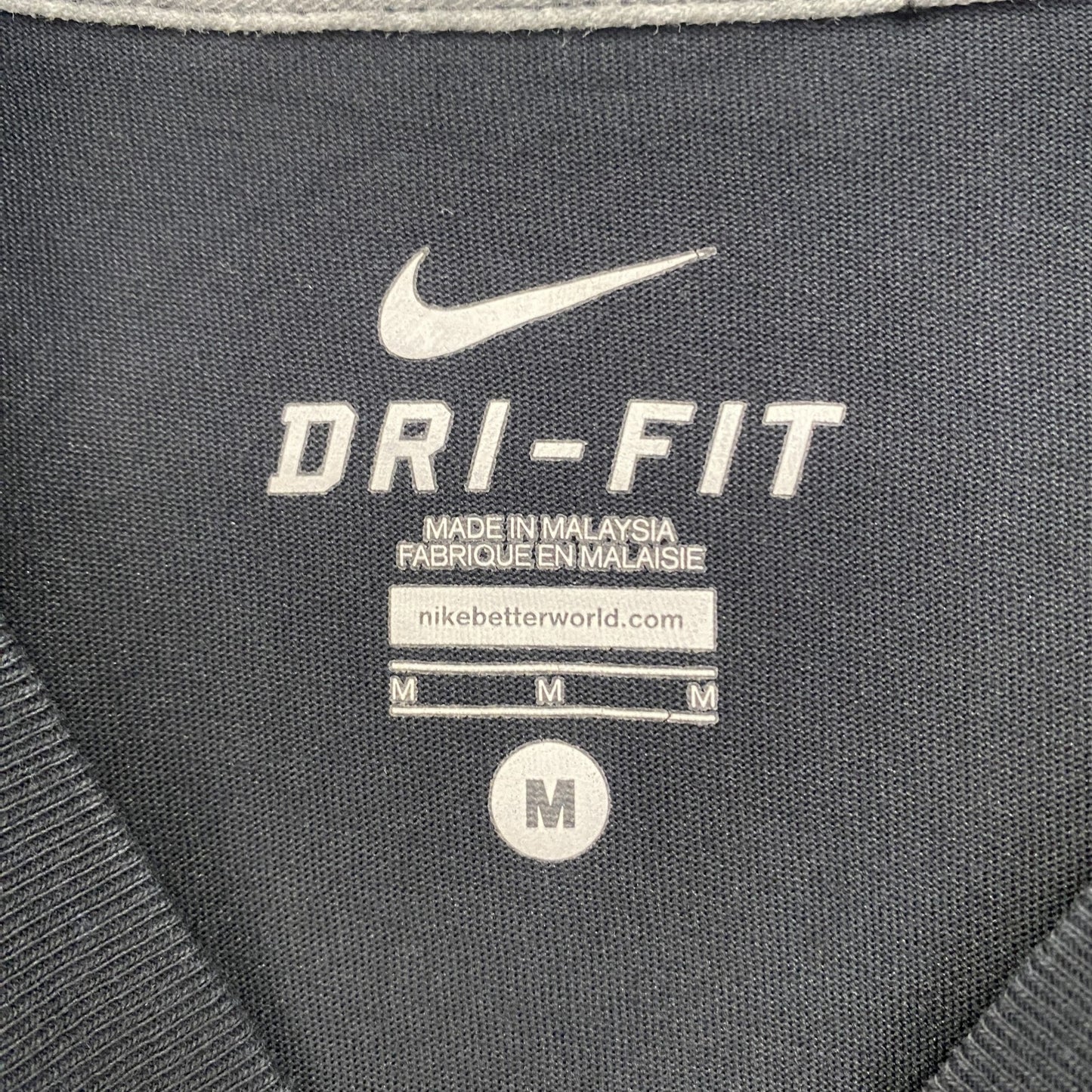 古着 used NIKE ナイキ 半袖プリントTシャツ FROM CONCRETE TO HARDWOOD ブラック 黒 Mサイズ