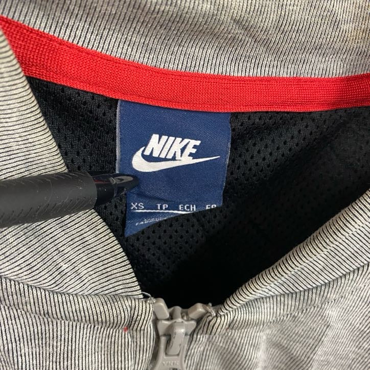 NIKE ナイキ フルジップジャケット バイカラー 灰色 黒 グレー ブラック Mサイズ