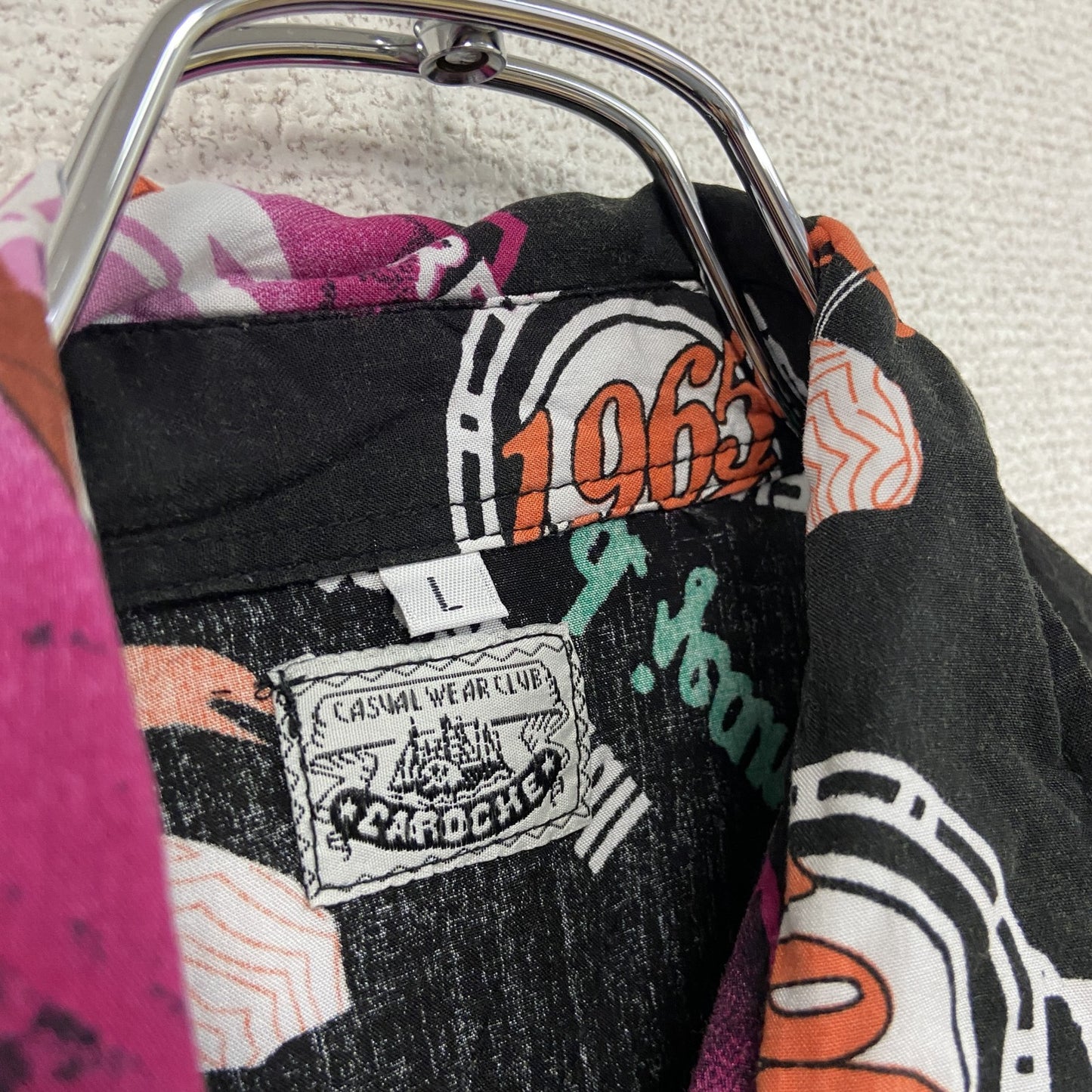 CARDCHE 長袖シャツ 総柄 黒 ブラック ピンク Lサイズ