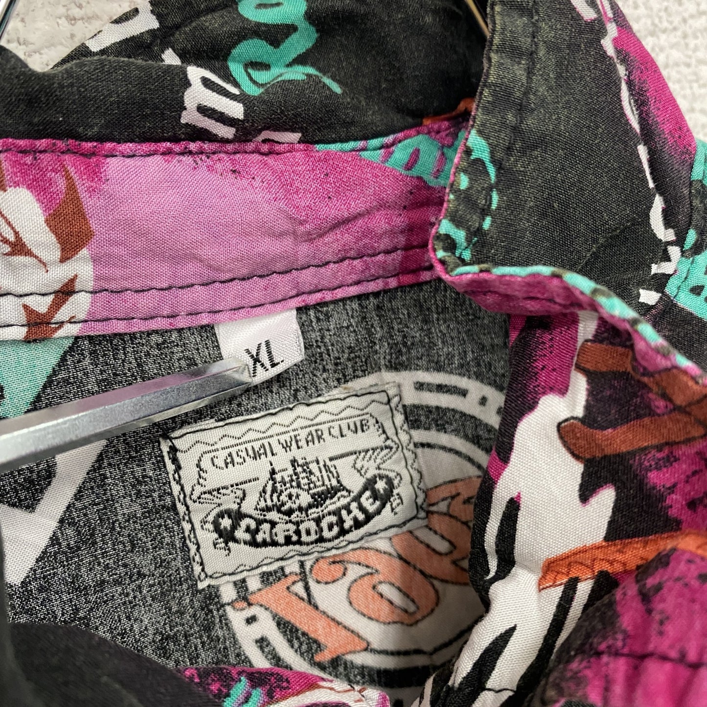 CARDCHE 長袖シャツ 総柄 黒 ブラック ピンク XLサイズ