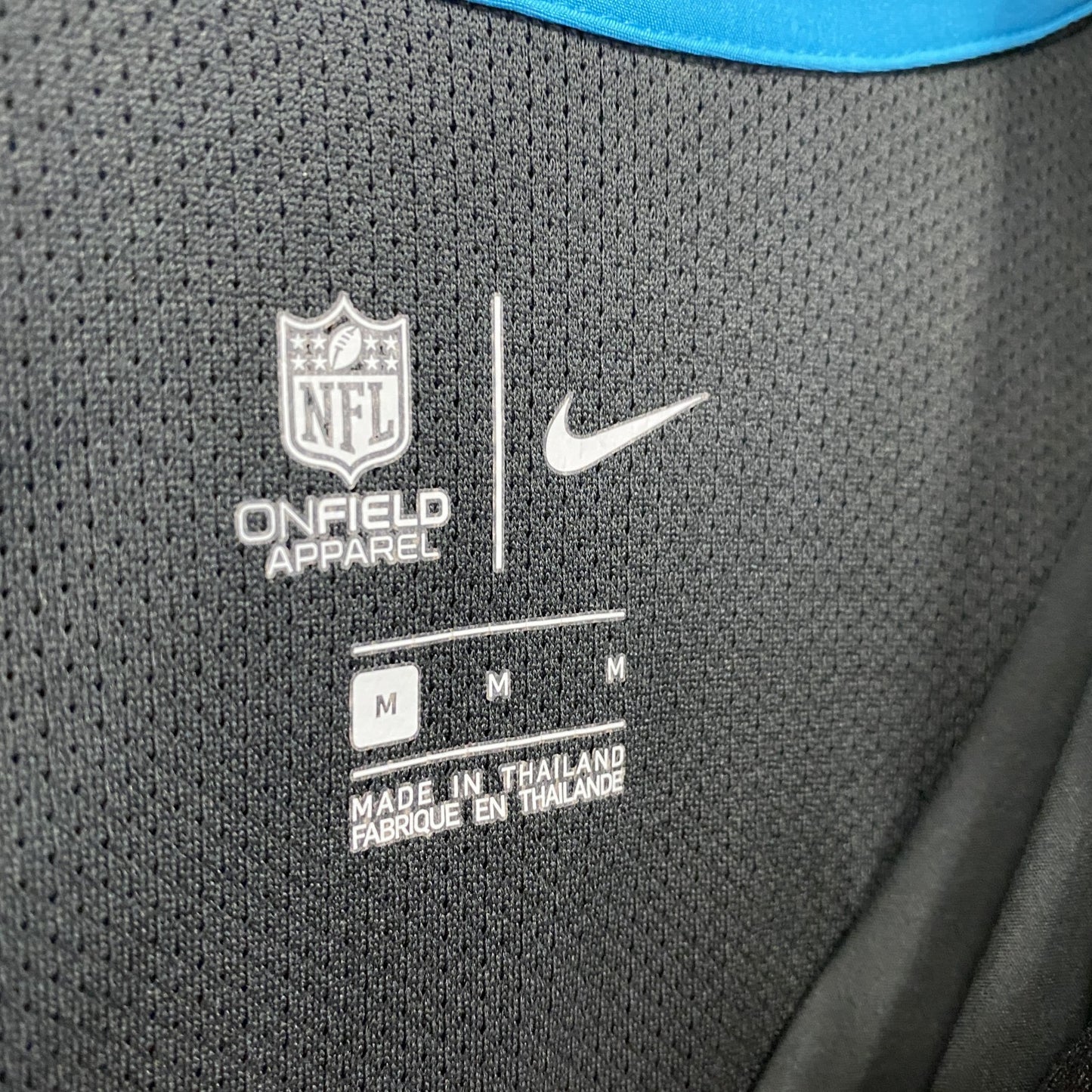 NIKE ナイキ プルオーバージャケット ハーフジップ 黒 ブラック Mサイズ