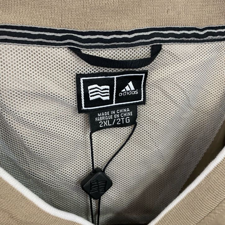adidas アディダス プルオーバーナイロンジャケット タグ付き ベージュ 2XLサイズ