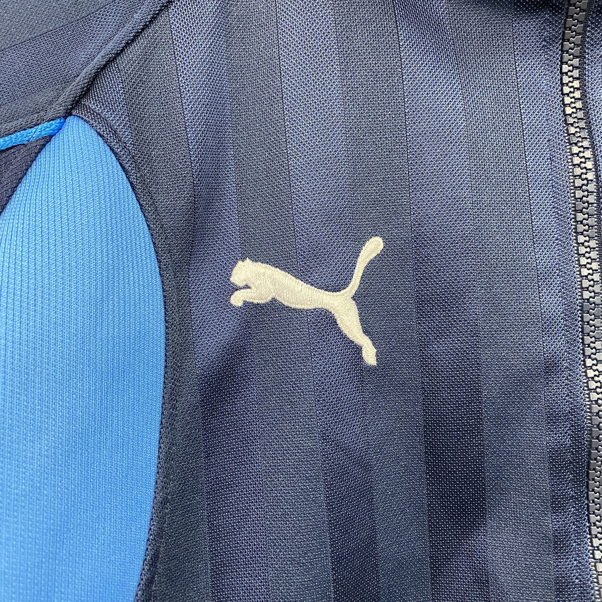PUMA　プーマ　トラックジャケット/ジャージ　紺　ネイビー　Mサイズ　古着