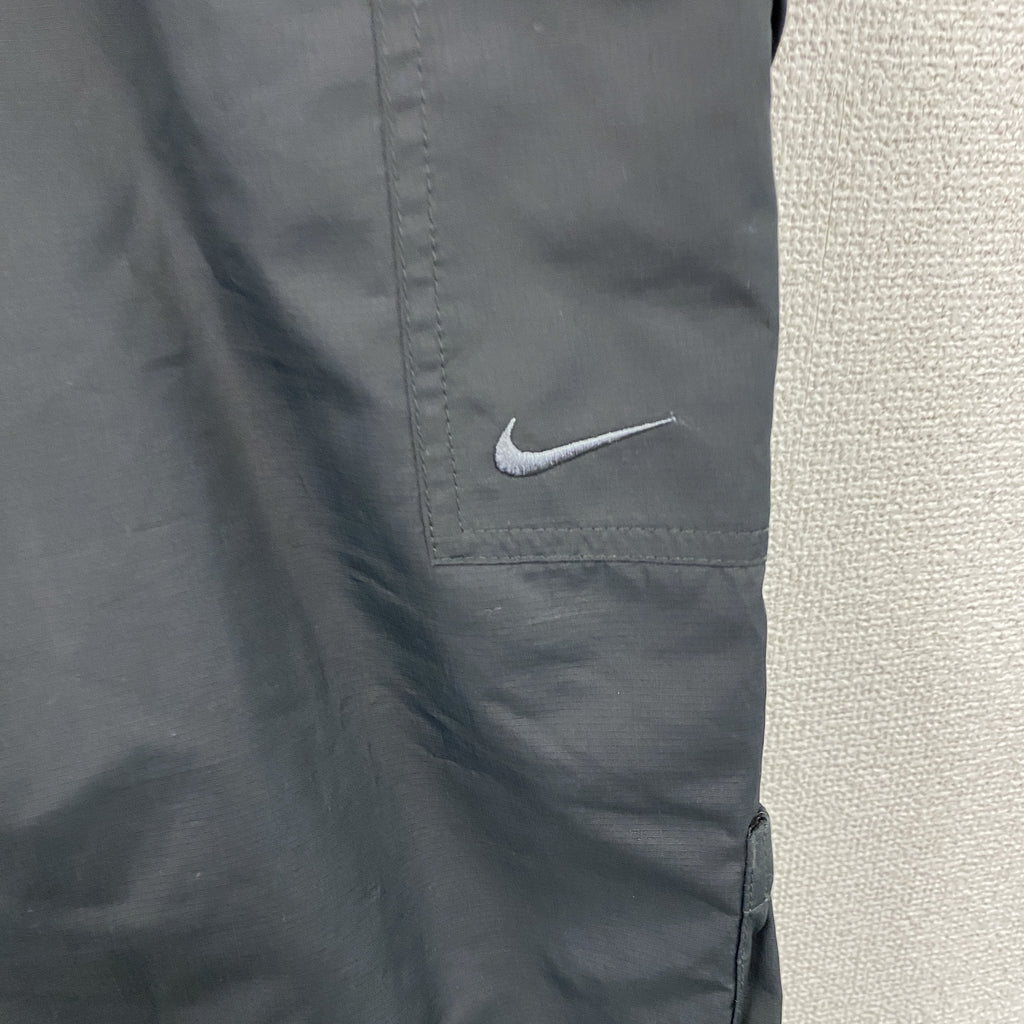 NIKE　ナイキ　カーゴパンツ　ジップフライ　黒　ブラック　Mサイズ　古着