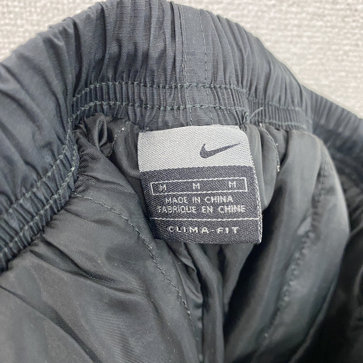 NIKE　ナイキ　カーゴパンツ　ジップフライ　黒　ブラック　Mサイズ　古着