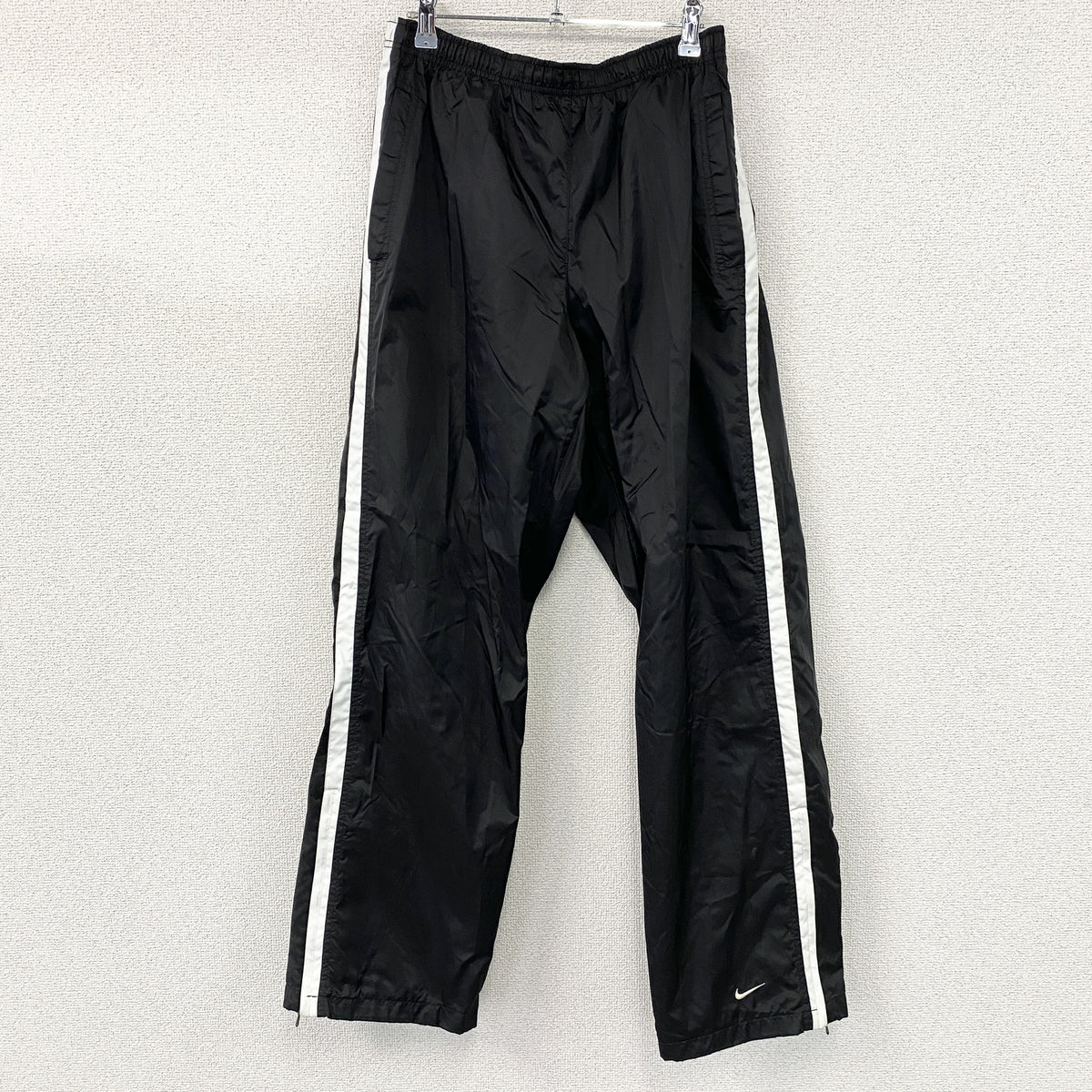 NIKE　ナイキ　トラックパンツ/ジャージパンツ　黒　ブラック　古着