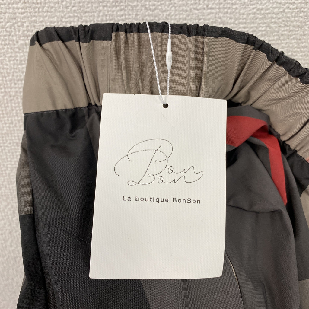 Le Boutique BonBon　ロングスカート　フレアスカート　チェック柄　マルチカラー　グレー　Fサイズ レディース ポリエステル ナイロン 古着