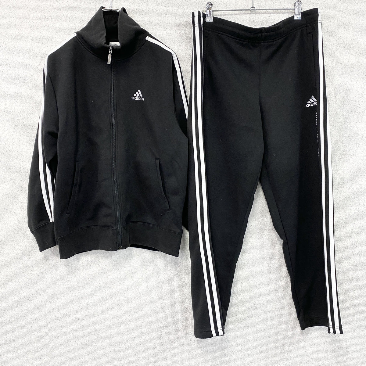 adidas　アディダス　ジャージセットアップ　トラックジャケット　トラックパンツ　黒　ブラック　Mサイズ　古着