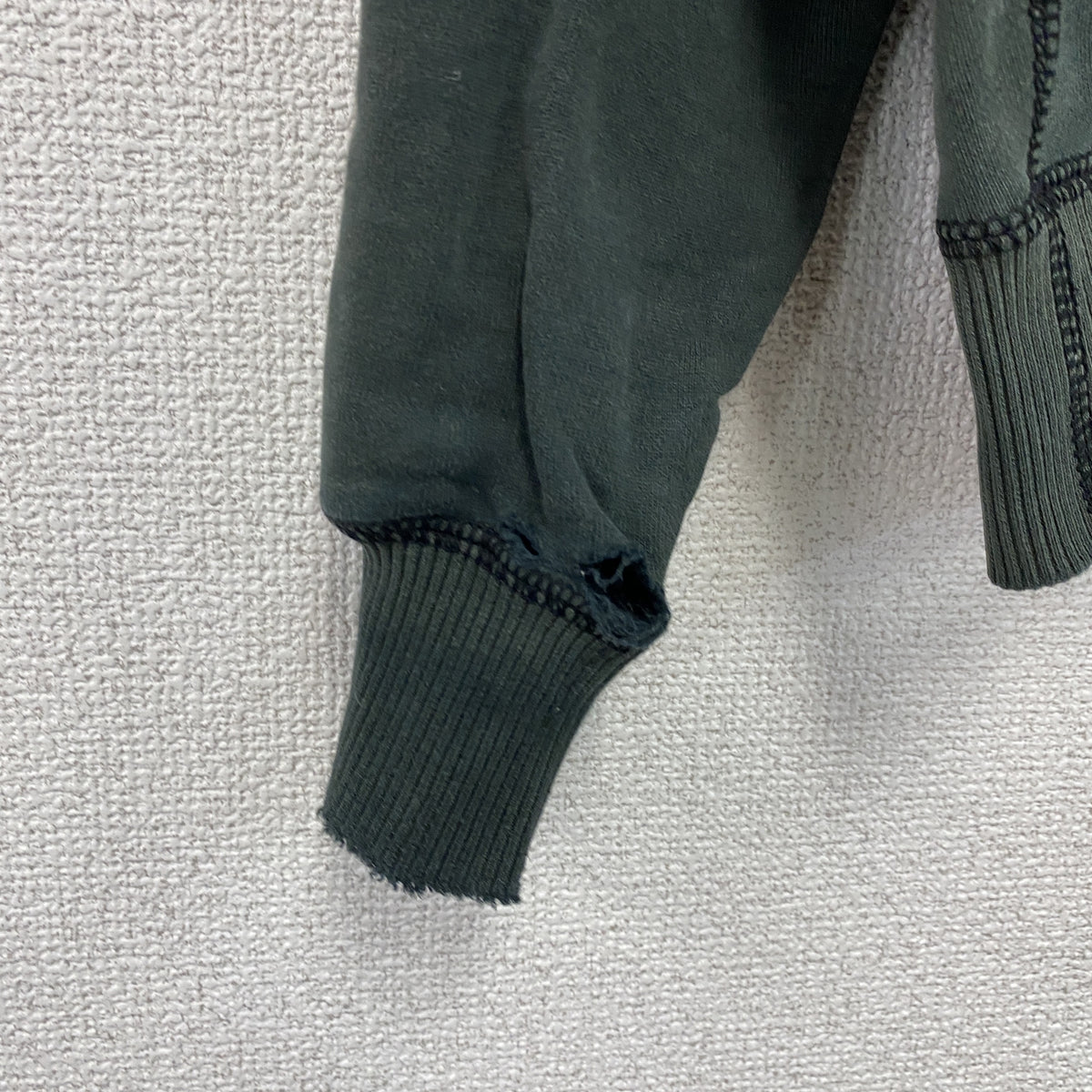 UNIQLO　ユニクロ　スウェット/トレーナー　無地　フェード　黒　ブラック　Mサイズ　古着