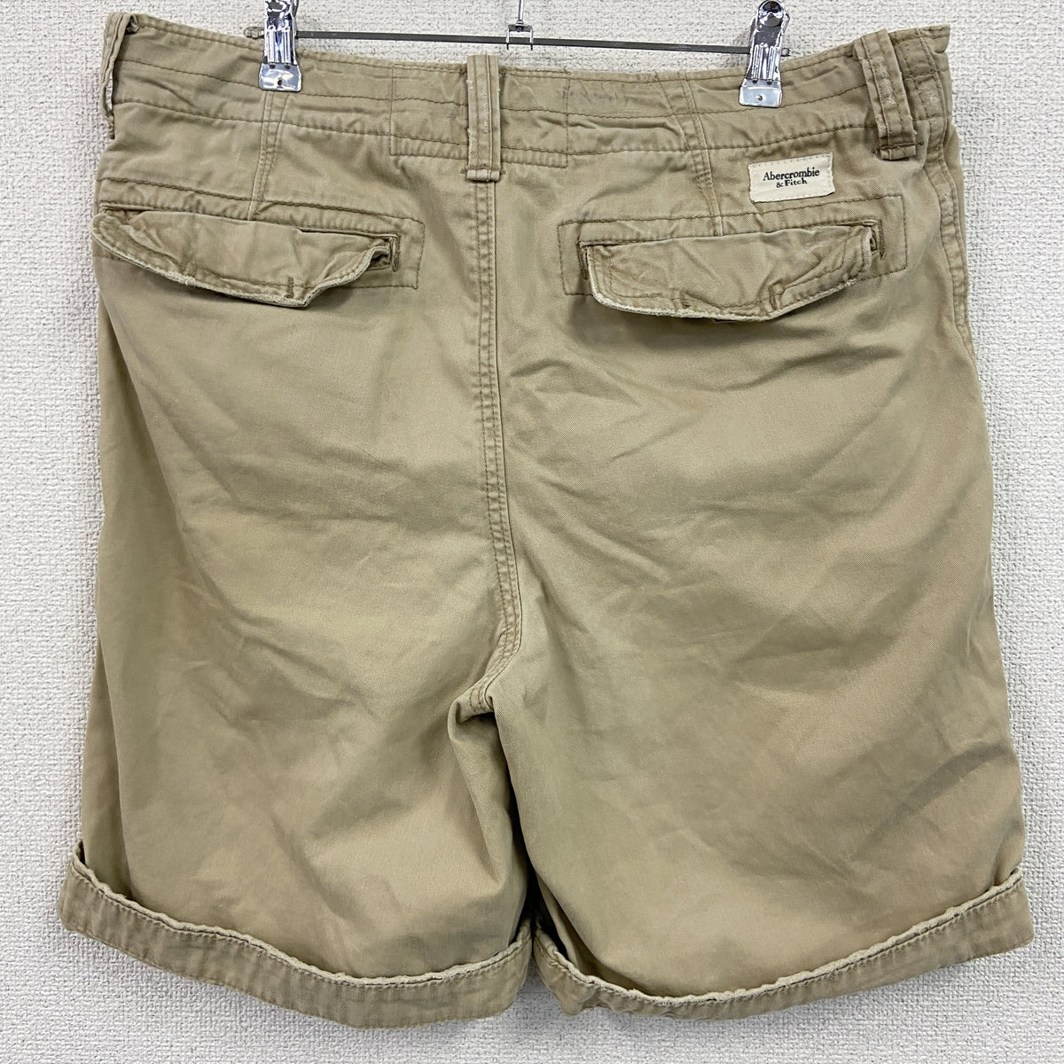 Abercrombie & Fitch　アバクロンビーアンドフィッチ　ハーフパンツ/ショートパンツ　ボタンフライ　ベージュ　W32サイズ　古着