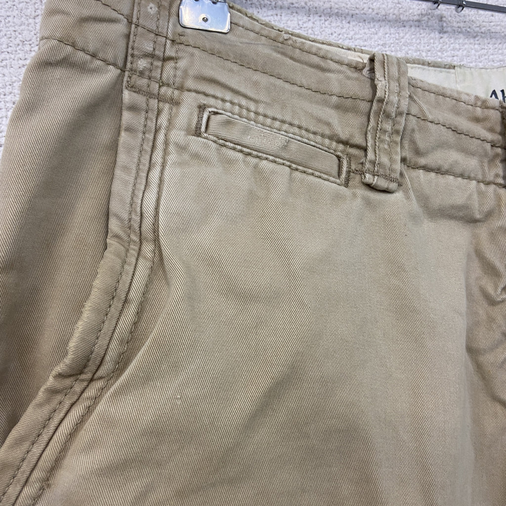 Abercrombie & Fitch　アバクロンビーアンドフィッチ　ハーフパンツ/ショートパンツ　ボタンフライ　ベージュ　W32サイズ　古着