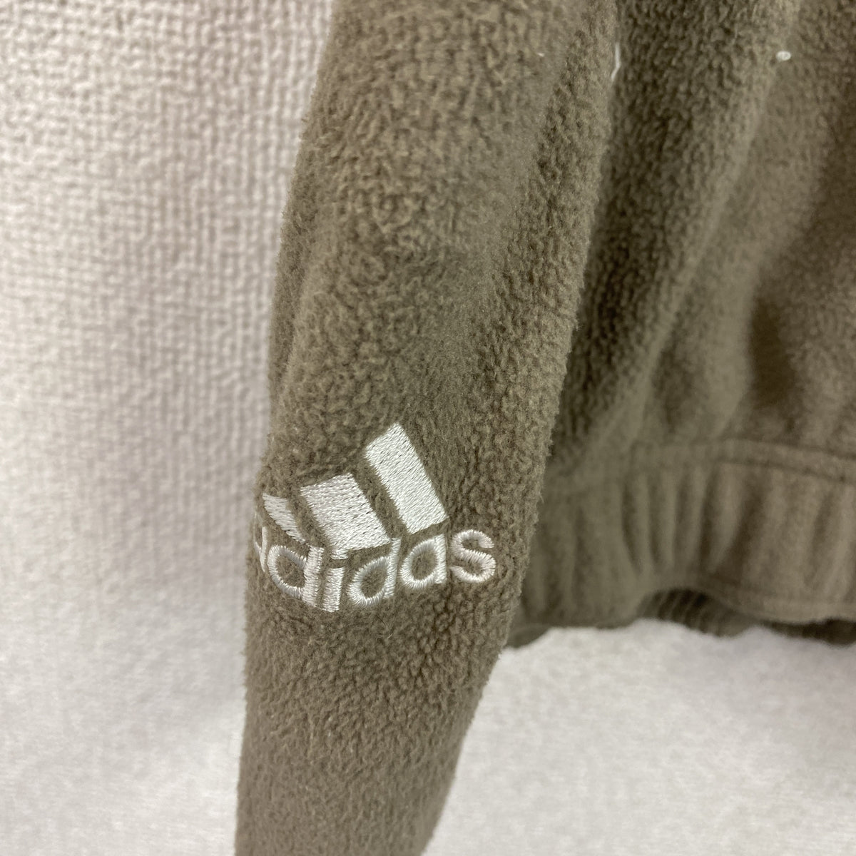 adidas　アディダス　フルジップベスト　フリースベスト　ベージュ　Mサイズ メンズ ポリエステル 古着