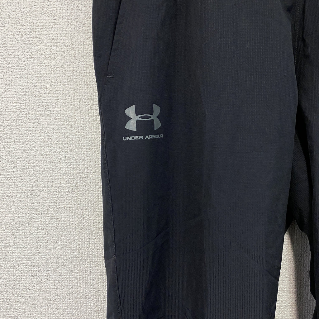 UNDER ARMOUR　アンダーアーマー　UAスポーツスタイルウィンドパンツ　黒　ブラック　Lサイズ　古着
