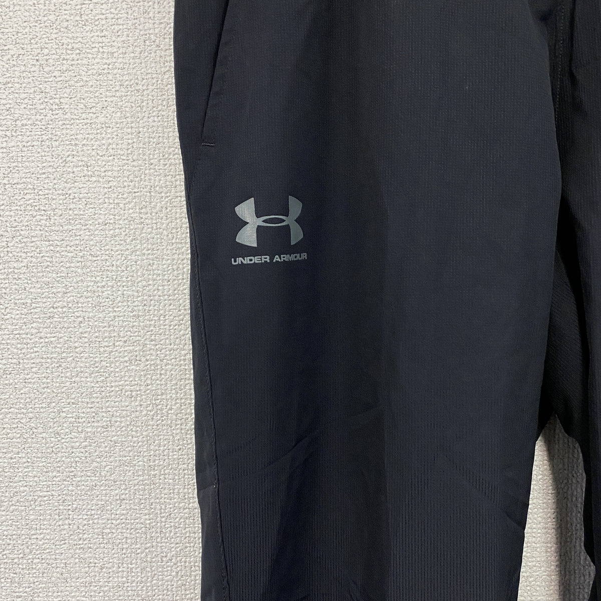 UNDER ARMOUR　アンダーアーマー　UAスポーツスタイルウィンドパンツ　黒　ブラック　Lサイズ　古着