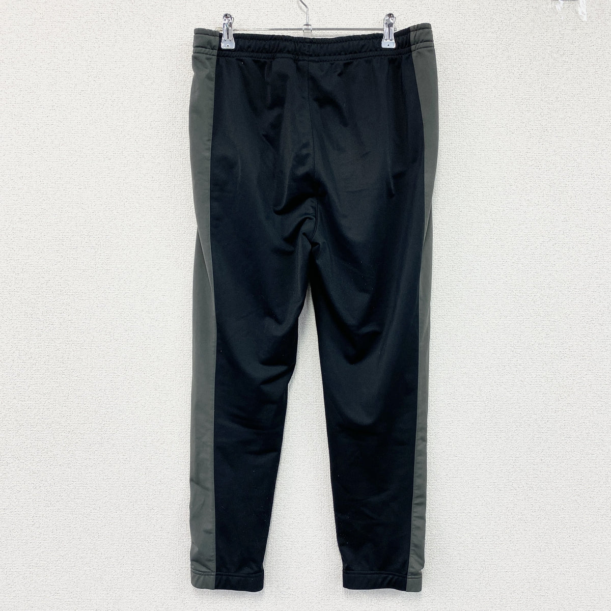 NIKE　ナイキ　トラックパンツ/ジャージパンツ　黒　ブラック　Lサイズ　古着
