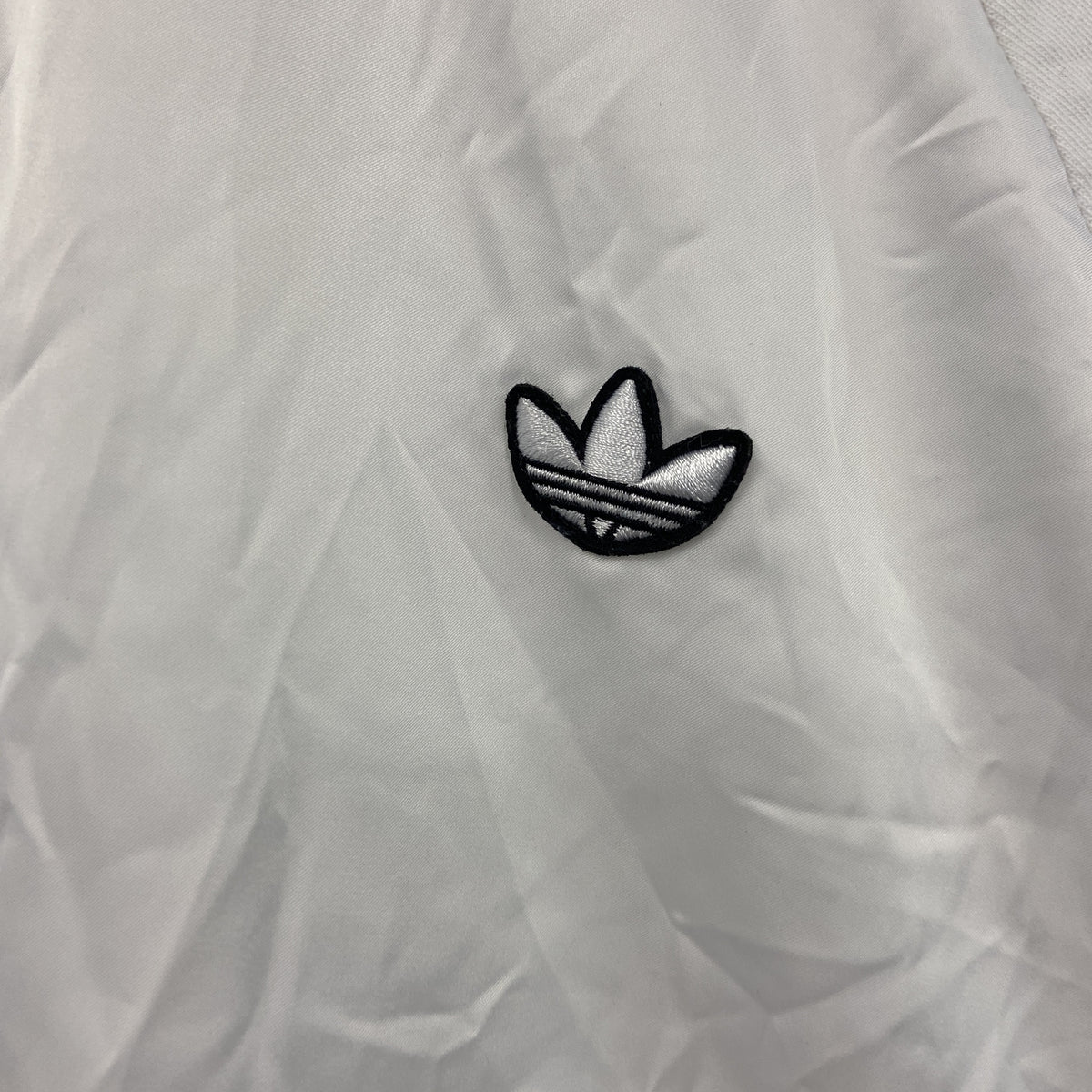 adidas　アディダス　オリジナルス　半袖Tシャツ　白　ホワイト　XSサイズ　古着