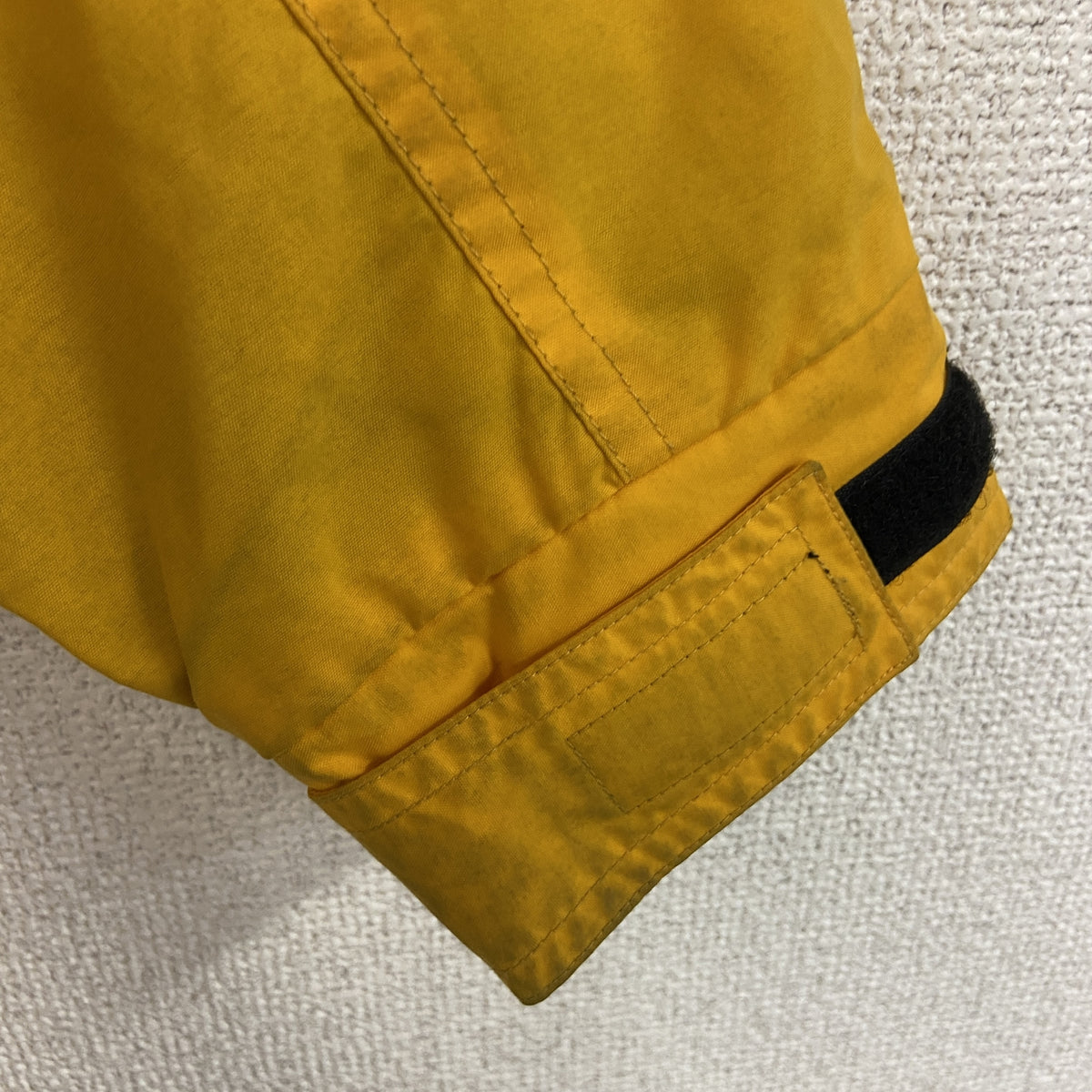 UNIQLO　ユニクロ　フルジップナイロンジャケット/フーディー　黄色　イエロー　Lサイズ　古着