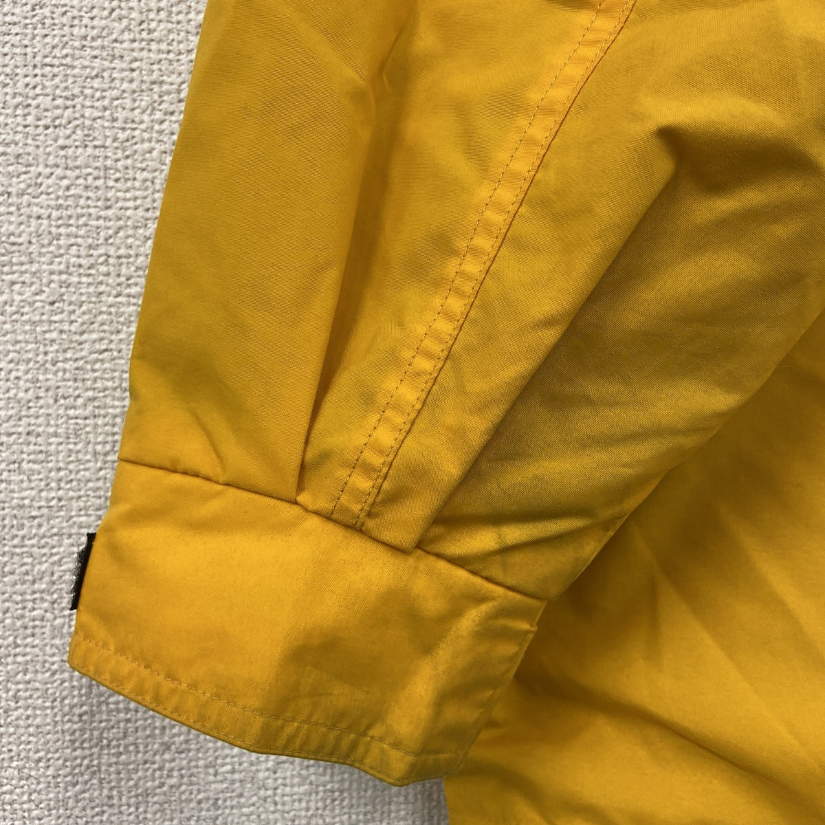 UNIQLO　ユニクロ　フルジップナイロンジャケット/フーディー　黄色　イエロー　Lサイズ　古着