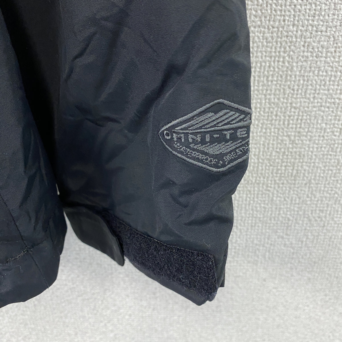 Columbia　コロンビア　フルジップナイロンジャケット　黒　ブラック　Mサイズ　古着