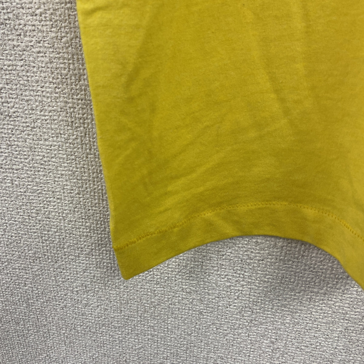 SCREEN STARS　スクリーンスターズ　半袖プリントTシャツ　シングルステッチ　ヴィンテージ　黄色　イエロー　Mサイズ　古着