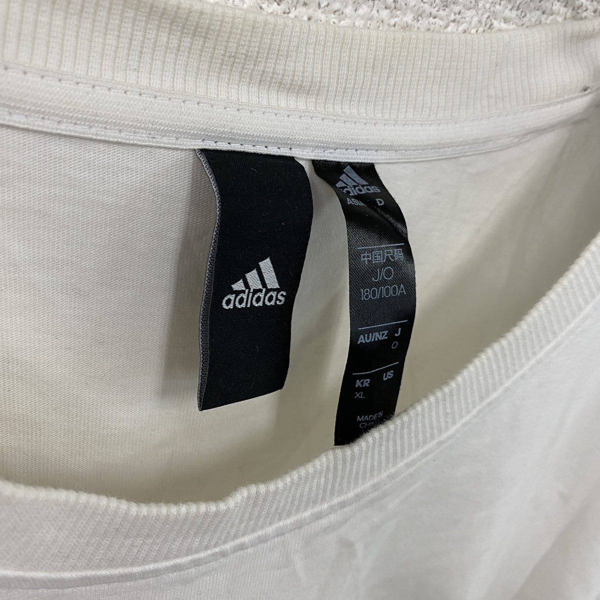 adidas　アディダス　半袖プリントTシャツ　白　ホワイト　XLサイズ　古着