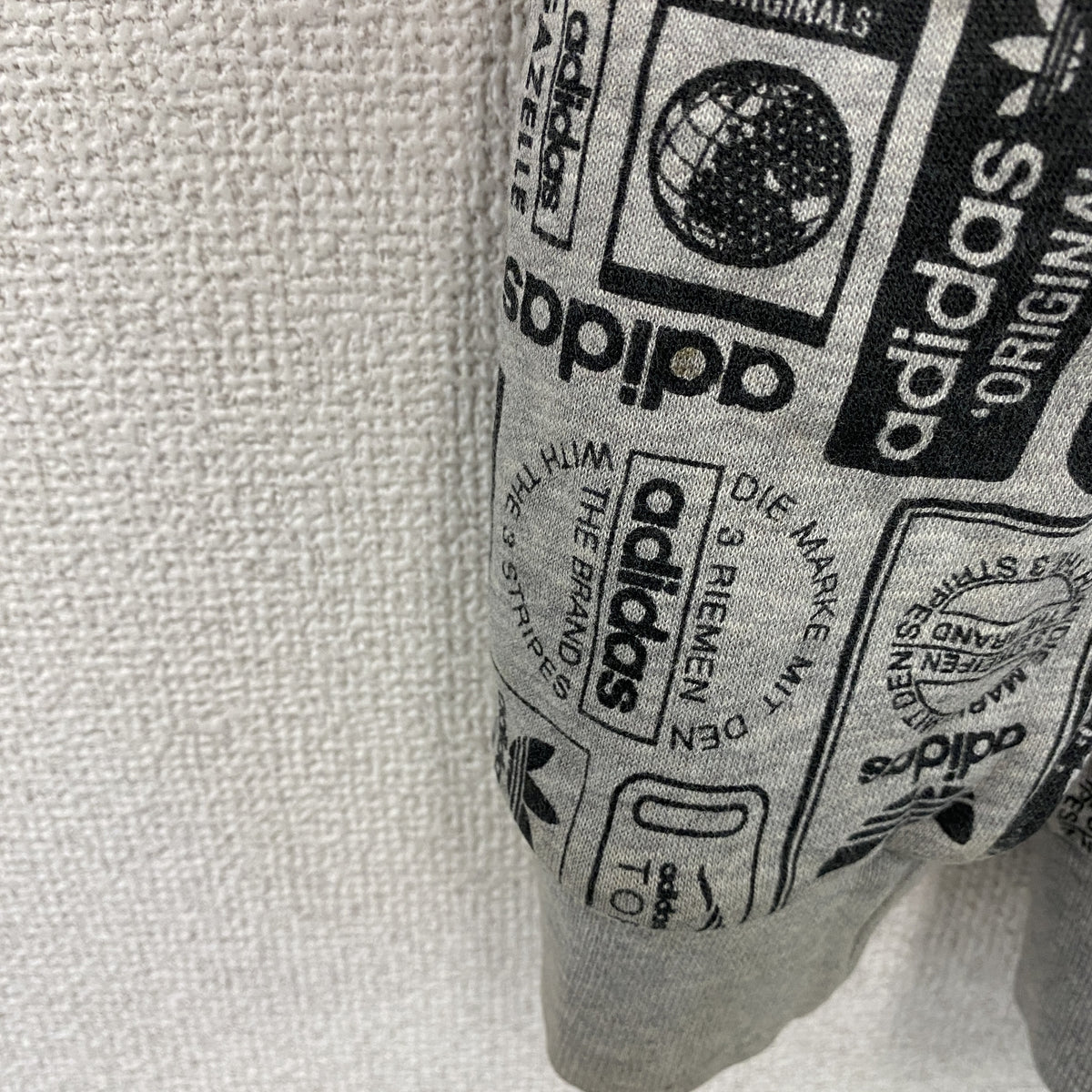 adidas　アディダス　フルジップパーカー/フーディー　総柄　グレー　XSサイズ　古着