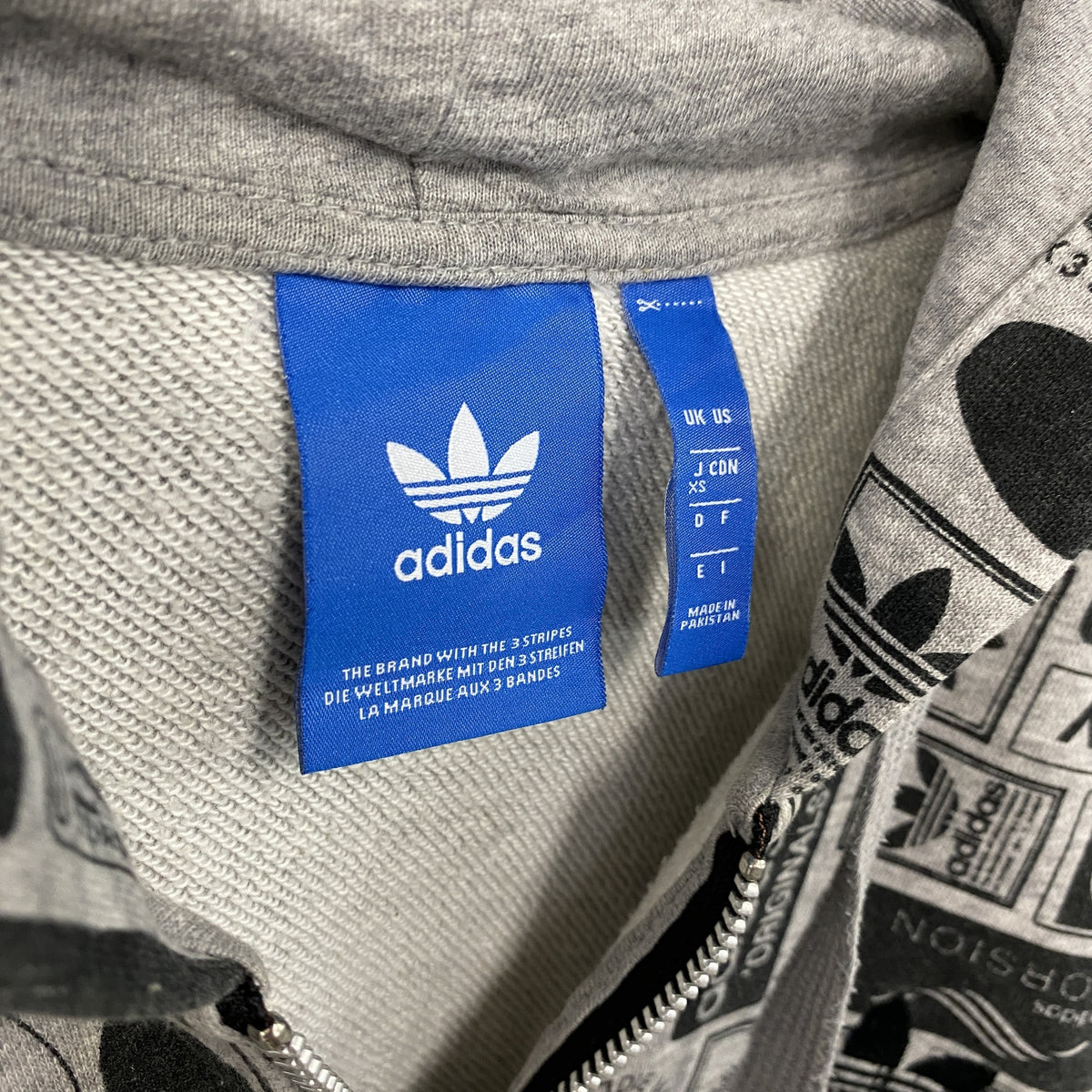 adidas　アディダス　フルジップパーカー/フーディー　総柄　グレー　XSサイズ　古着