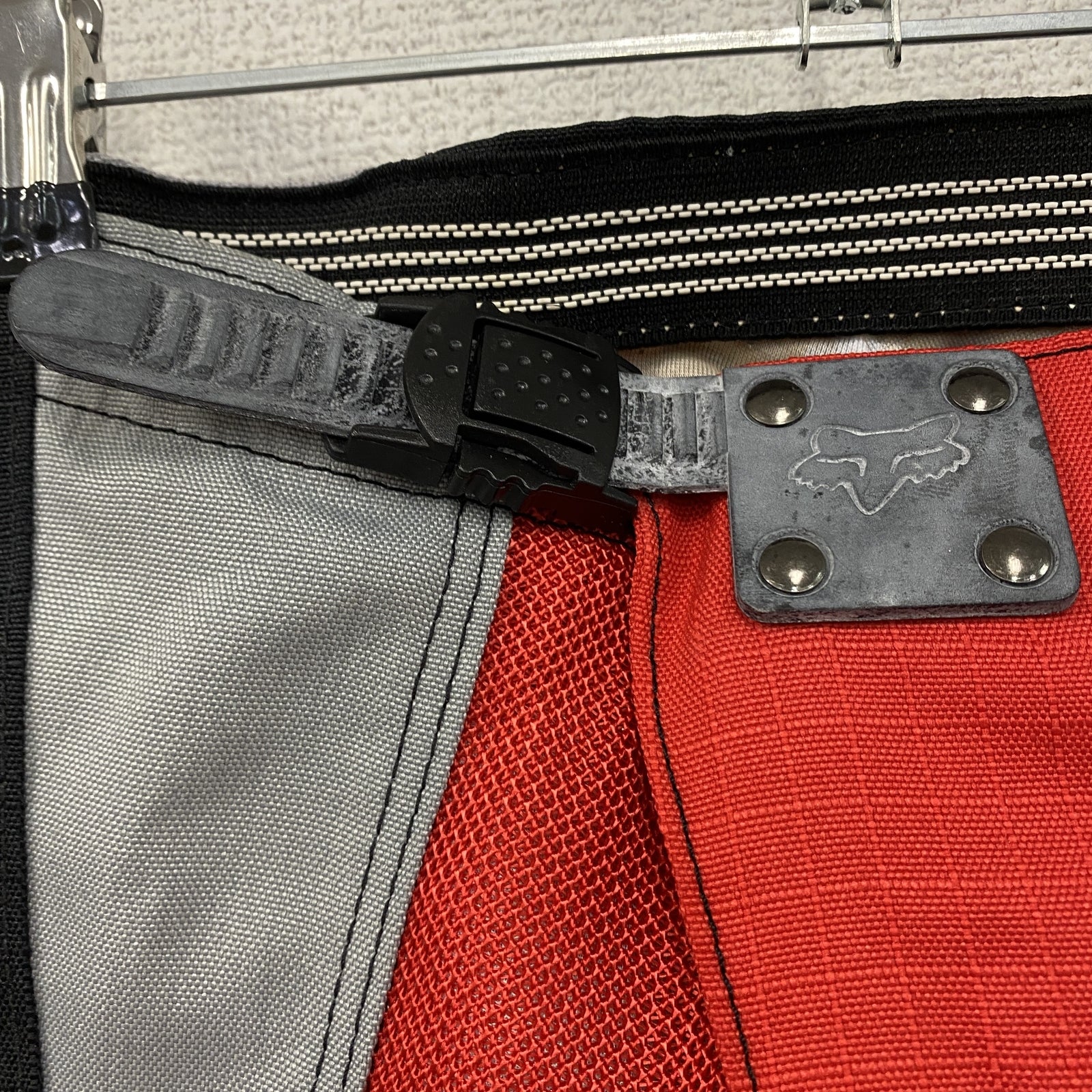 FOX Racing　フォックスレーシング　ハーフパンツ/ショートパンツ　モトクロス　MTB　黒　ブラック　赤　レッド　30サイズ　古着