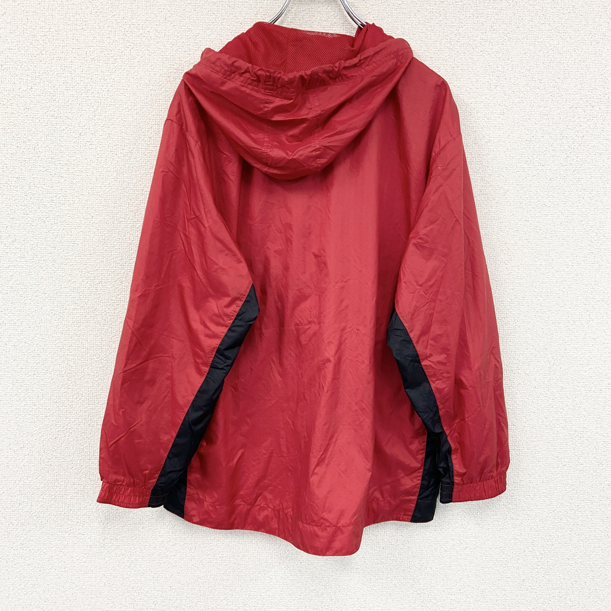 NIKE　ナイキ　ハーフジップナイロンプルオーバージャケット　フーディー　赤　レッド　Lサイズ　古着