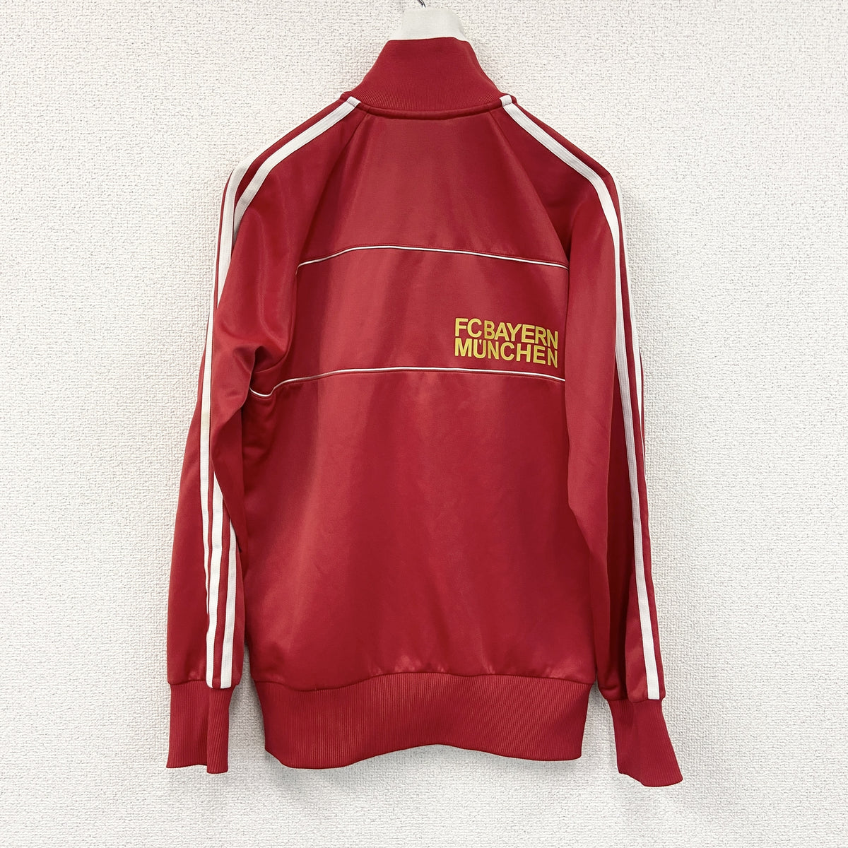 adidas　アディダス　トラックジャケット/ジャージ　赤　レッド　Sサイズ　古着