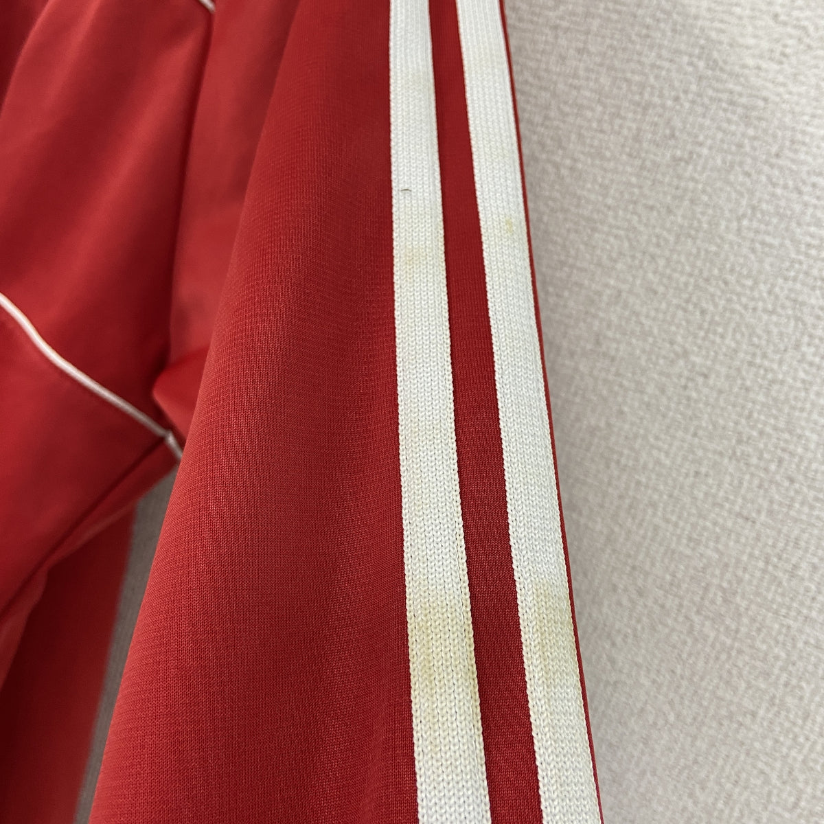 adidas　アディダス　トラックジャケット/ジャージ　赤　レッド　Sサイズ　古着