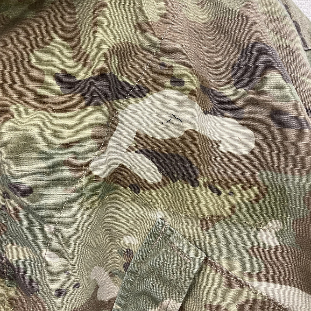 U.S ARMY　米軍　ミリタリージャケット　コンバットジャケット　リップストップ　マルチカム　迷彩　カーキ　古着