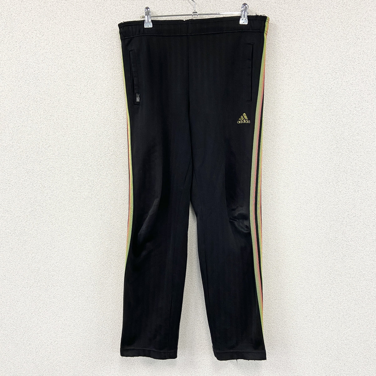 adidas　アディダス　トラックパンツ/ジャージパンツ　黒　ブラック　Mサイズ　古着