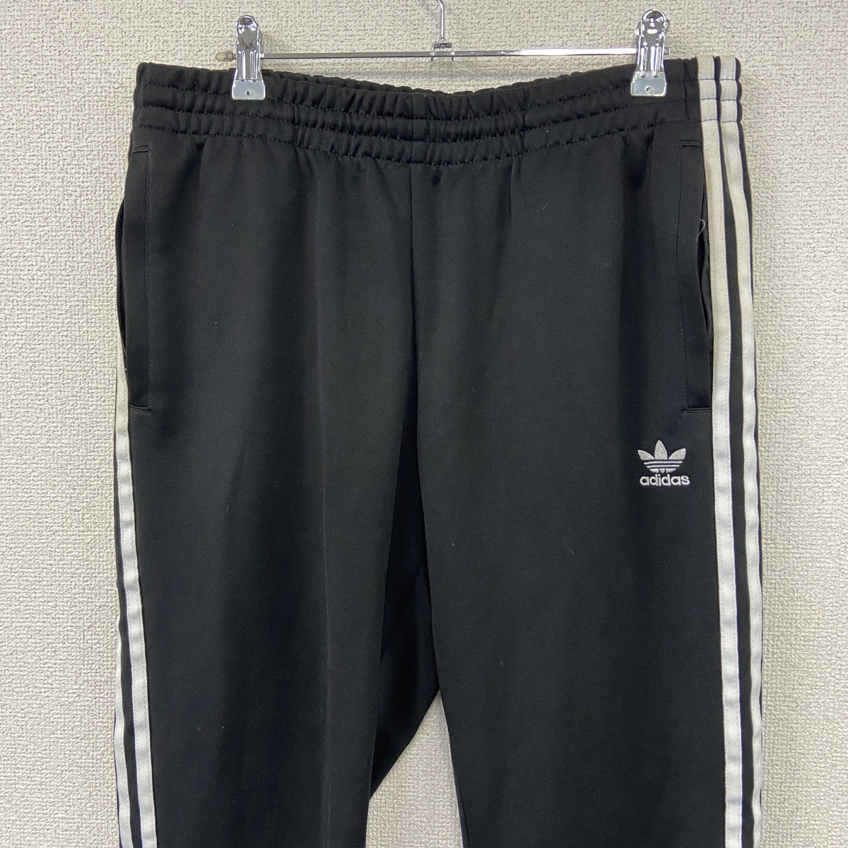 adidas　アディダス　トラックパンツ/ジャージパンツ　黒　ブラック　古着