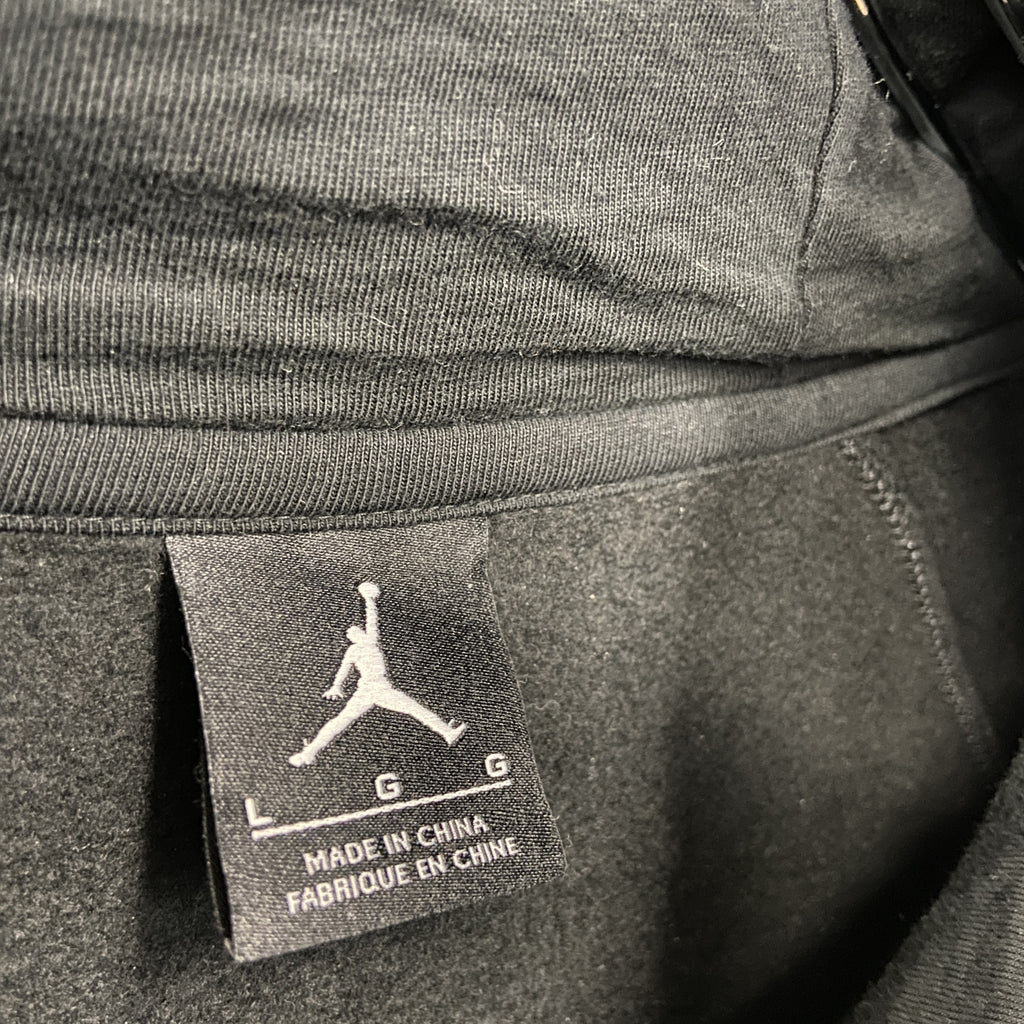 AIR JORDAN　エアジョーダン　スウェットパーカー/フーディー　黒　ブラック　Lサイズ　古着