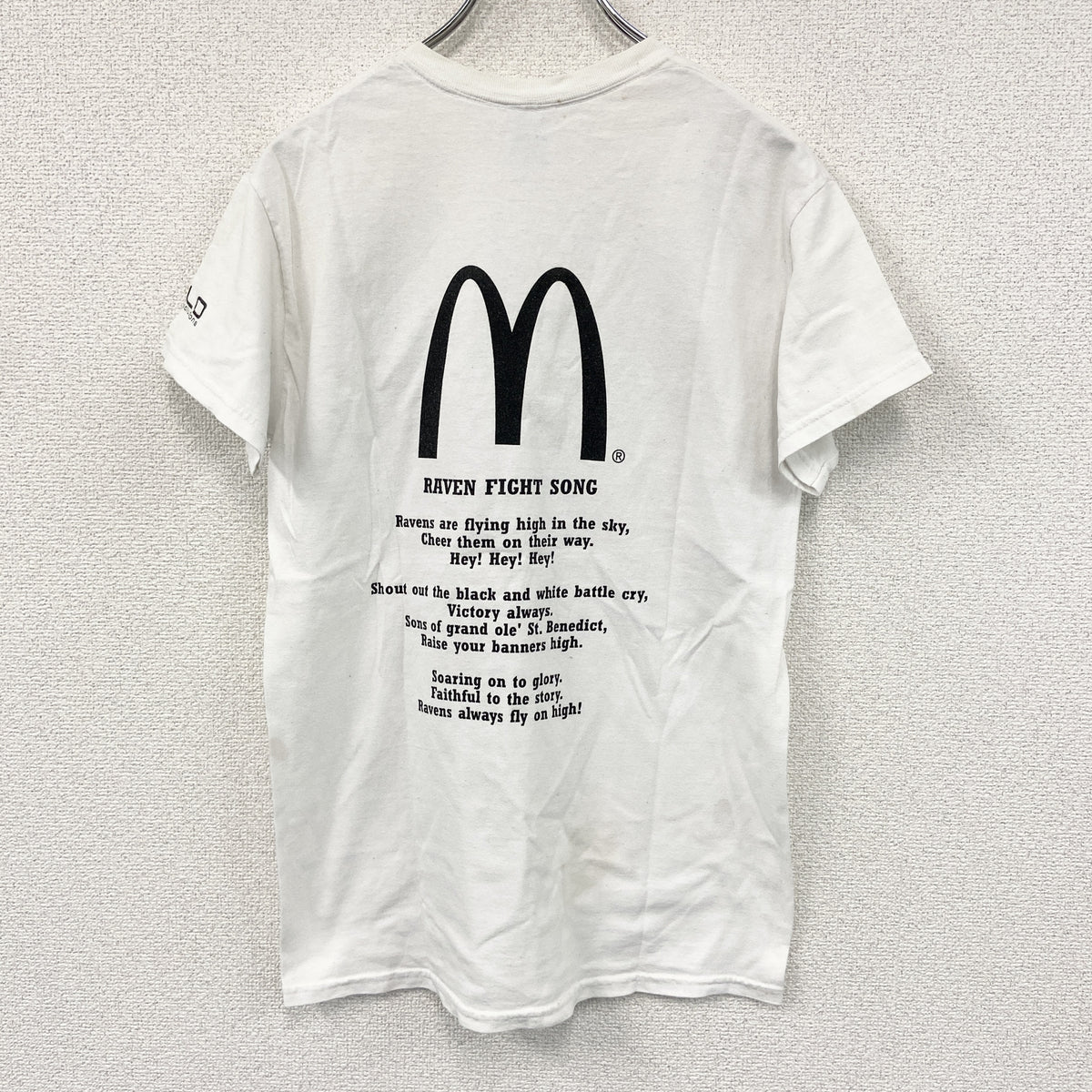 GILDAN　ギルダン　RAVEN NATION　半袖プリントTシャツ　白　ホワイト　Sサイズ カットソー コットン 古着