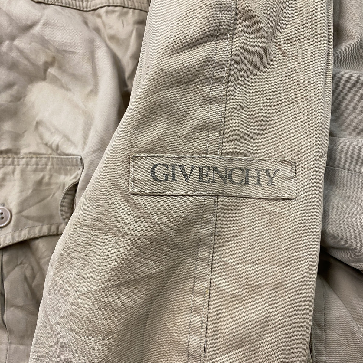 GIVENCHY　ジバンシィ　フライトジャケット/ブルゾン　襟ボア　ベージュ　46サイズ　古着