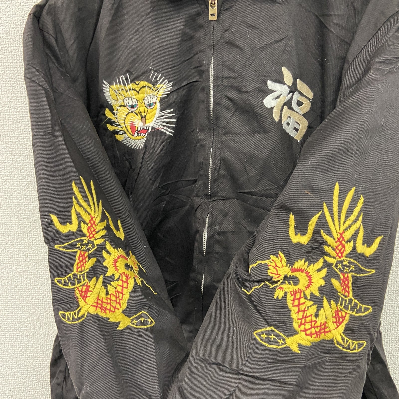 ベトジャン　ベトナムジャケット　スーベニアジャケット　ブルゾン　レプリカ　リメイク　刺繍　黒　ブラック　古着