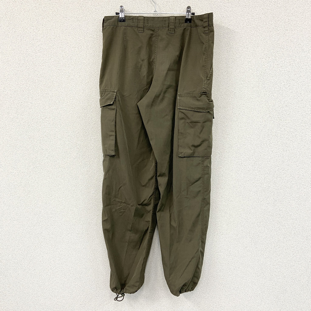 HEERESEIGENTUM　FECSA　オーストラリア軍　カーゴパンツ/ミリタリーパンツ　ジップフライ　カーキ　1サイズ　古着