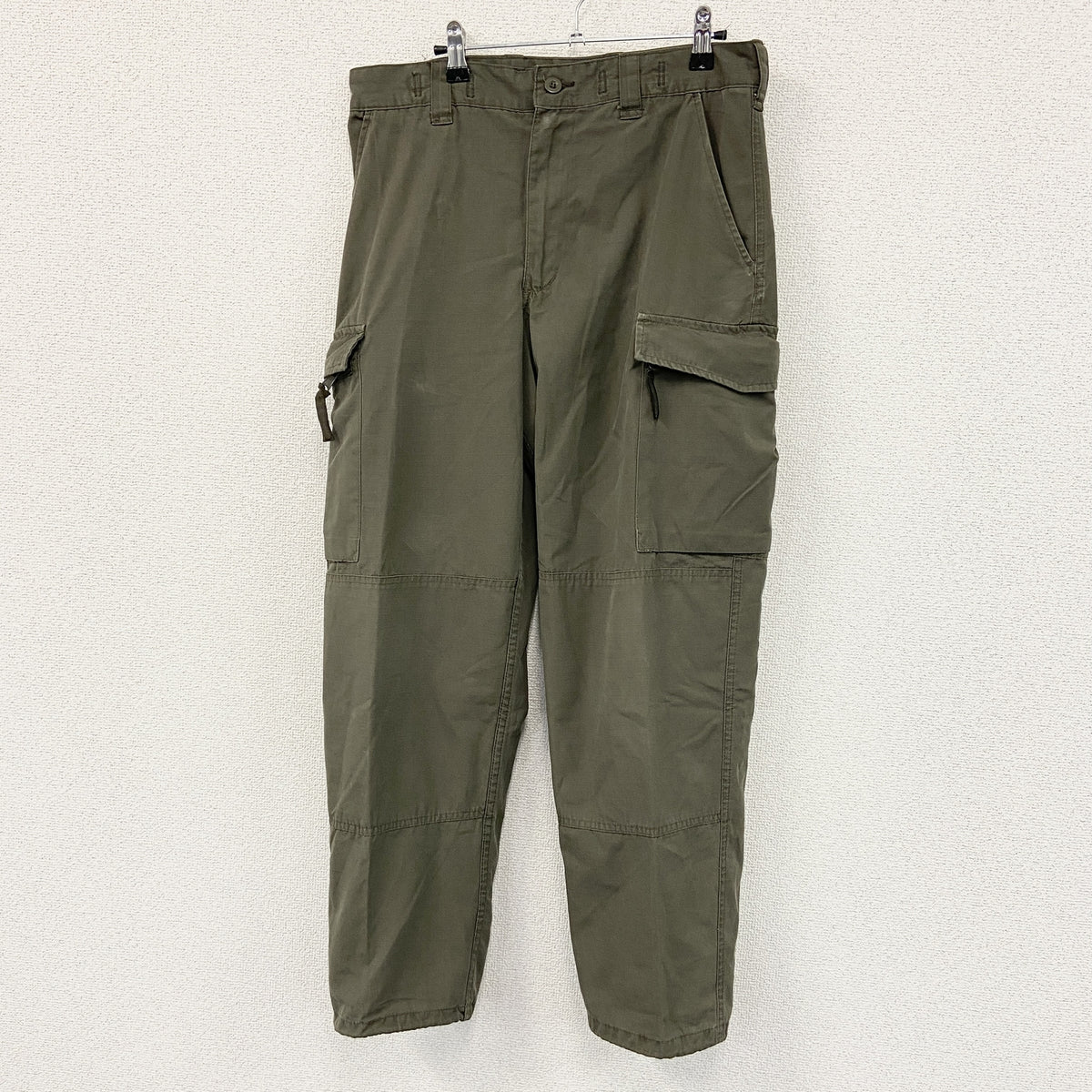 HEERESEIGENTUM　FECSA　オーストラリア軍　カーゴパンツ/ミリタリーパンツ　ジップフライ　カーキ　3サイズ　古着