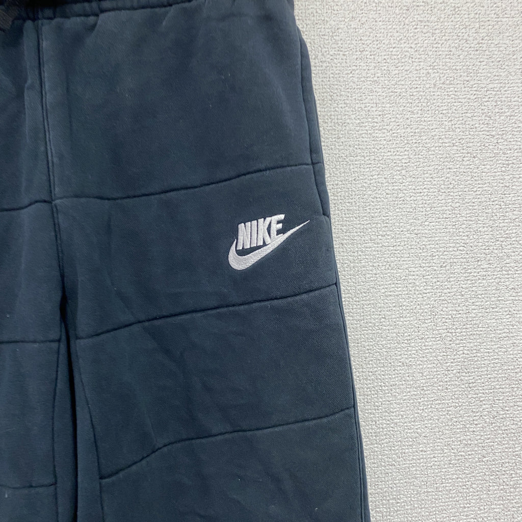 NIKE　ナイキ　スウェットパンツ　黒　ブラック　Mサイズ　古着