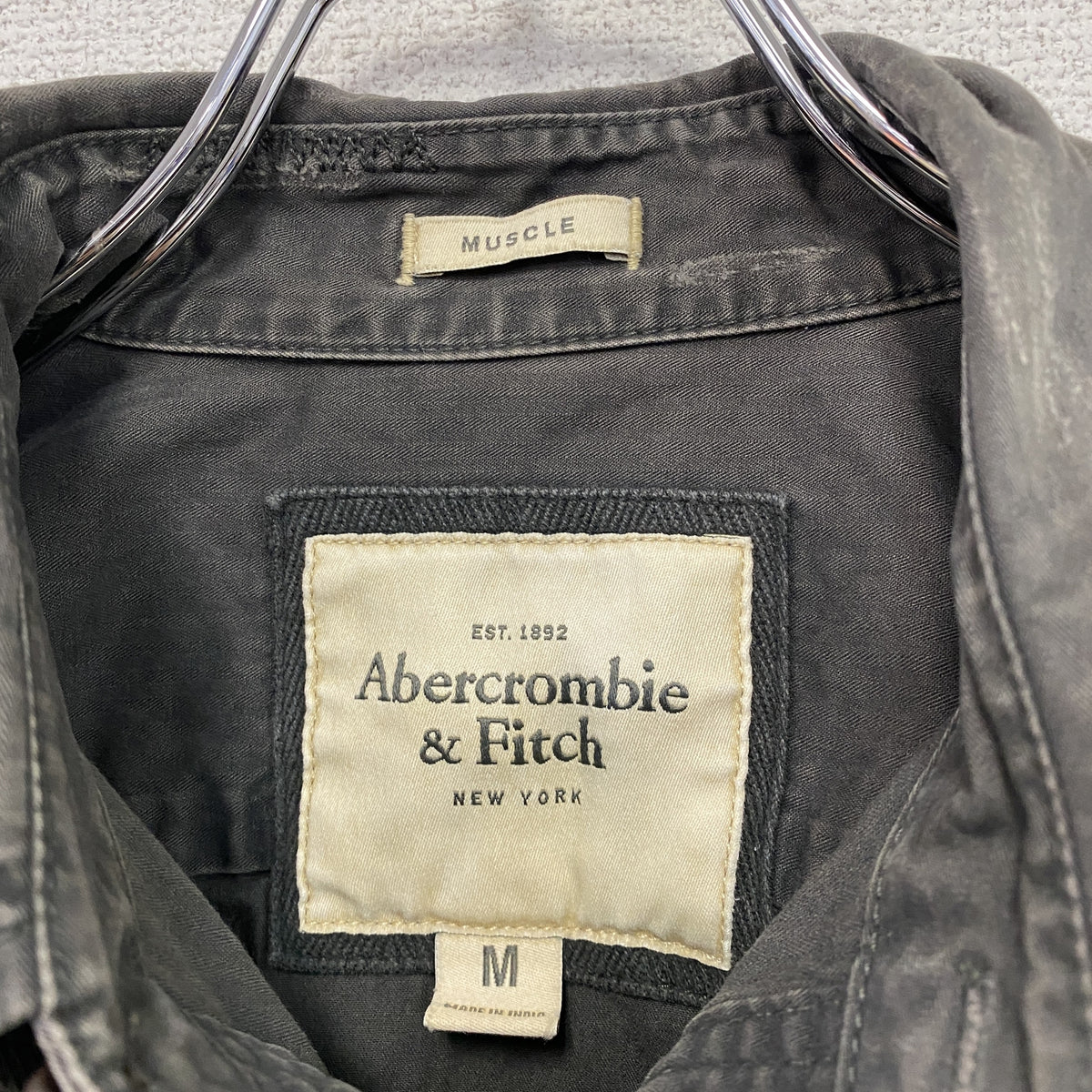 Abercrombie＆Fitch　アバクロンビー＆フィッチ　長袖ワークシャツ　ダブルポケット　ダメージ加工　グレー　Mサイズ　古着