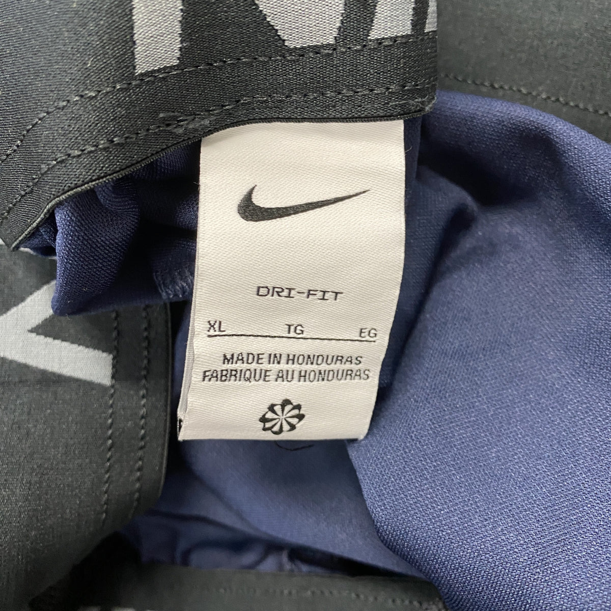 NIKE　ナイキ　DRI-FIT　ハーフパンツ/ショートパンツ　スウッシュ　紺　ネイビー　XLサイズ　古着