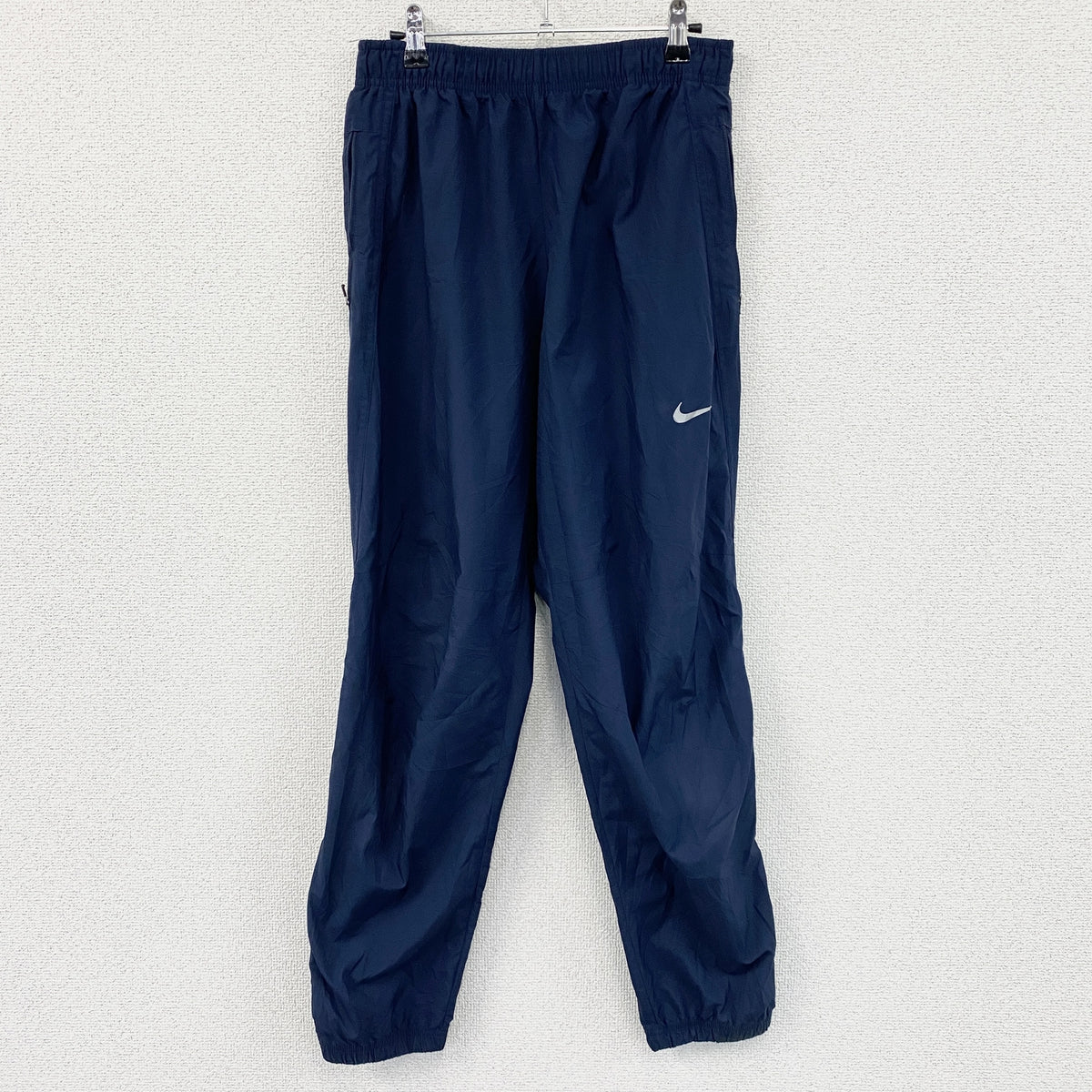NIKE　ナイキ　ピステパンツ/ウィンドパンツ　トラックパンツ　スウッシュ　紺　ネイビー　Lサイズ　古着