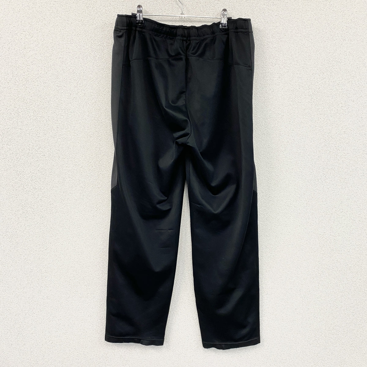 NIKE　ナイキ　DRI-FIT　ジャージ　トラックパンツ　スウッシュ　黒　ブラック　XLサイズ　古着